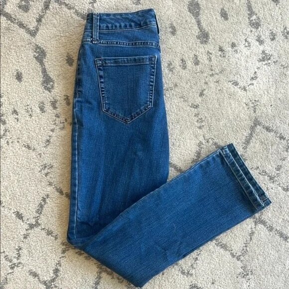 Charter Club Blue Straight Leg Jeans Classic Style - Picture 3 of 3